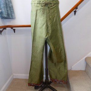 T.T. Mar 100% Silk Multicolored Printed Pants